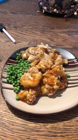 dalestark05's tweet photo. Sweet-and-sour chicken and sweet-and-sour cauliflower https://t.co/ZzvRvBflMm