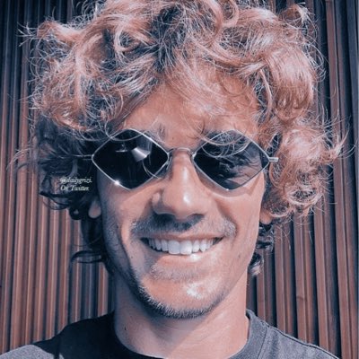 dailygrizi's tweet photo. 𝐶 𝑅 𝐸 𝐴 𝑍 𝑌
🤪😍

#NouvellePhotoDeProfil
#AntoineGriezmann #Griezmann 
@AntoGriezmann https://t.co/VmSzii9EBm