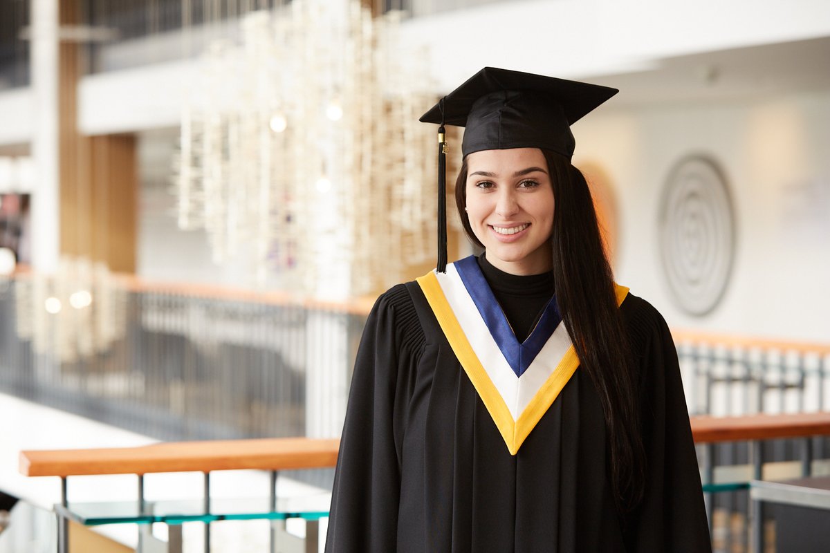 myVCC's tweet photo. #VCCGrad provides much-needed support to local front line #healthcare worker while assisting the @deaf_bc #childcare community https://t.co/GeItFCQ5Tq #myVCC #ASL https://t.co/RxnUEsnhJR
