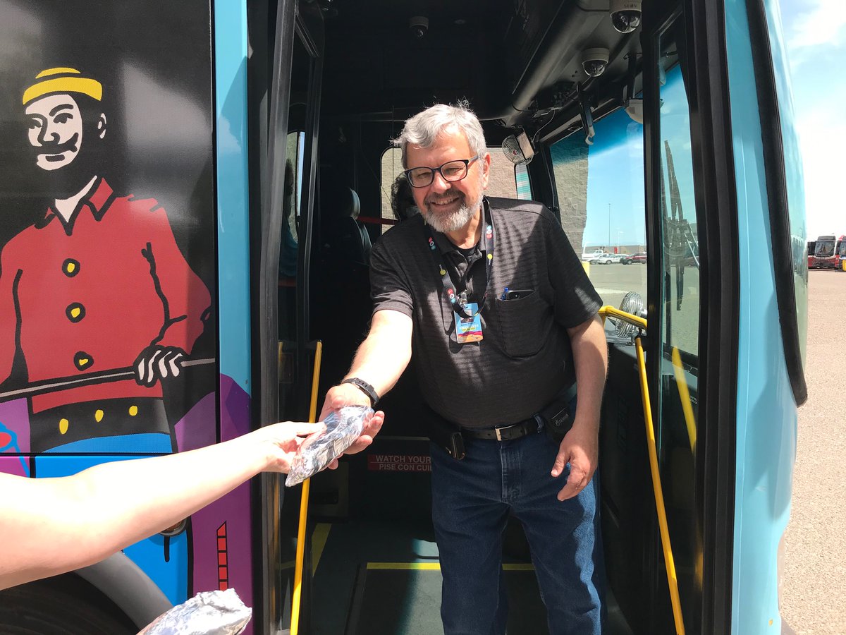 abqride's tweet photo. Thank you Albuquerque City Councilors &amp; Council staff for reaching into your own pockets &amp; paying for Garcia's Kitchen burritos for Transit's drivers, in appreciation for the job they do. Councilors &amp; staff out today at Transit's Daytona Facility to personally hand them out. https://t.co/SGZqPz0VYS