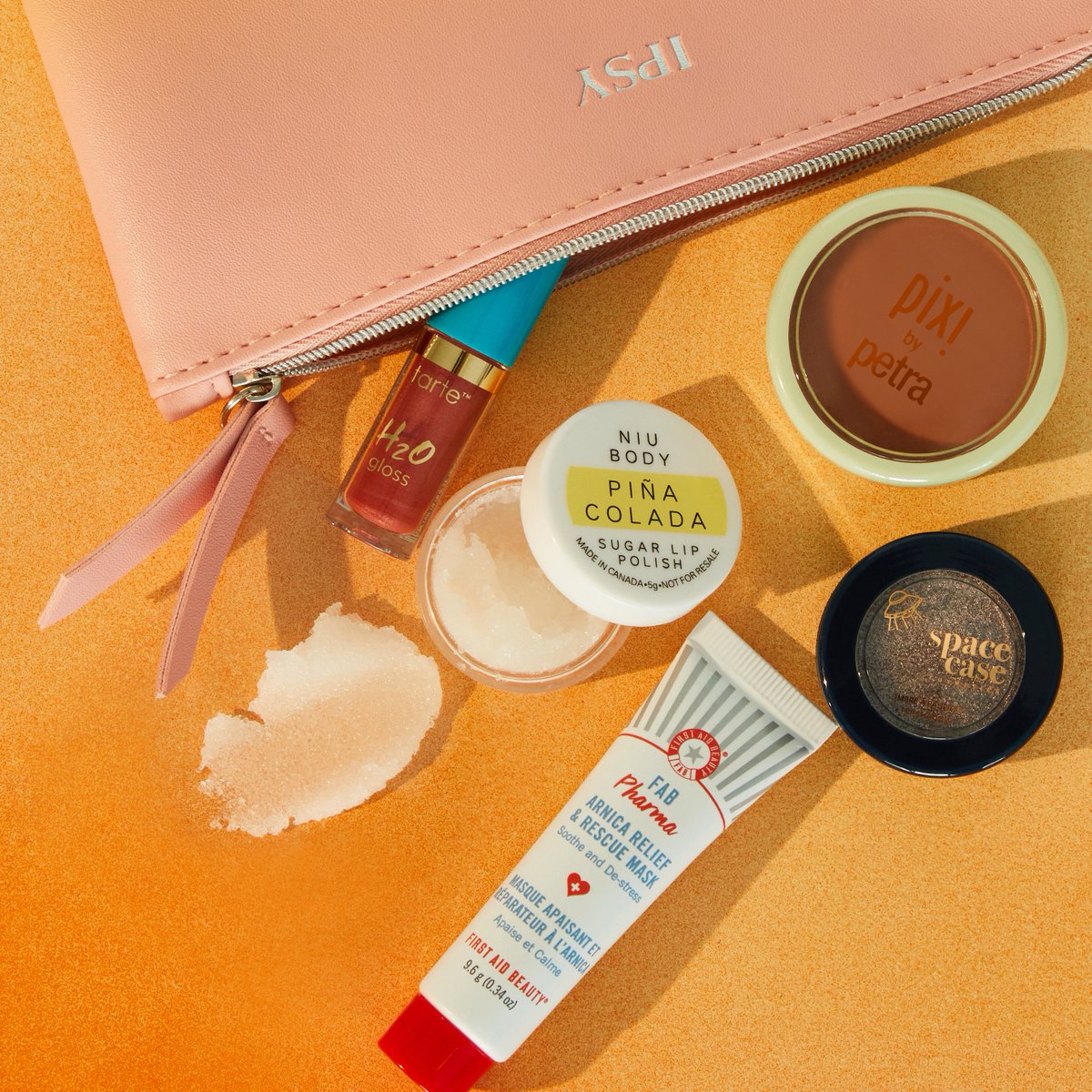 IPSY's tweet photo. ✨Giveaway Alert! ✨We’re giving one lucky Ipster a one year IPSY Glam Bag membership PLUS $1,000 cash to keep, share, or spend on more makeup (we don’t judge). Head to our Instagram @IPSY to learn the rules to enter! https://t.co/C8Ac3AJ14C