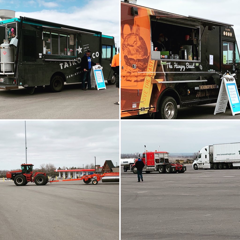 What a way to celebrate truckers who battle all kinds of weather to deliver goods across Alberta and Beyond. <a href="/atbfinancial/">atbfinancial</a> @humgryco <a href="/taikotaco/">Taiko Taco & Canteen</a> #ATBGoodnessGrows #Hwy42Junction