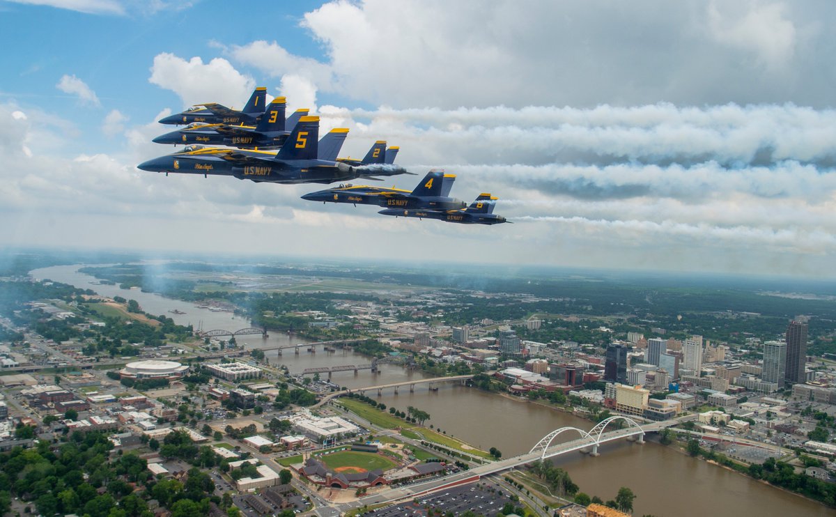 Thank you again to all the healthcare workers, first responders and essential personnel! 

Here are photos from today’s #Nashville and #LittleRock flyovers!

#AmericaStrong
#InThisTogether
#HealthcareHeroes
