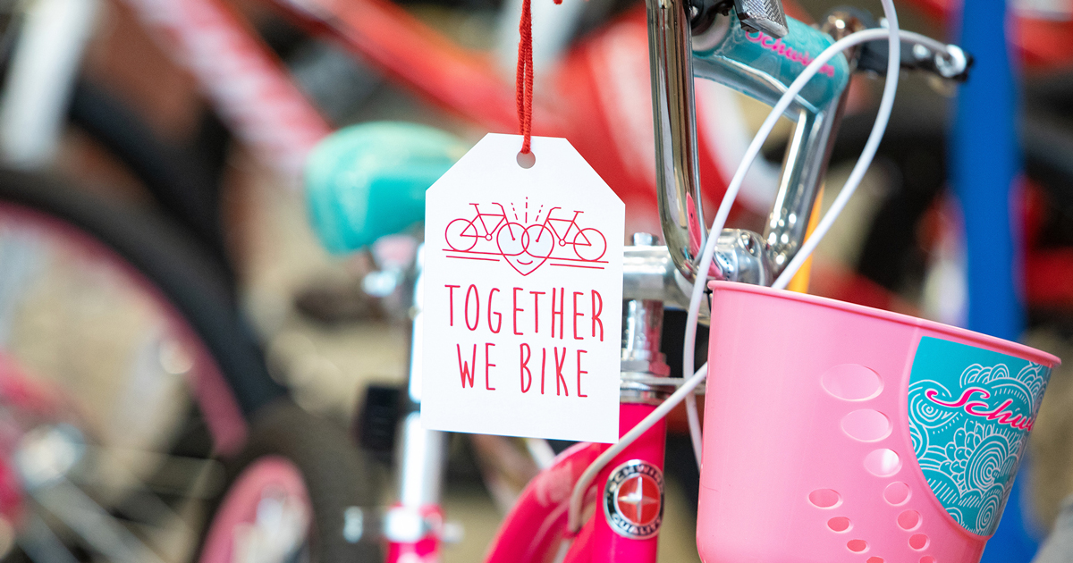 Louisvillecycle's tweet photo. Non-profit organization Together We Rise is working to collect resources to assist displaced youth during COVID-19, including bikes. Check out this story to learn more about what you can do to help. https://t.co/P3YTb2OxKi https://t.co/LximpQylcH