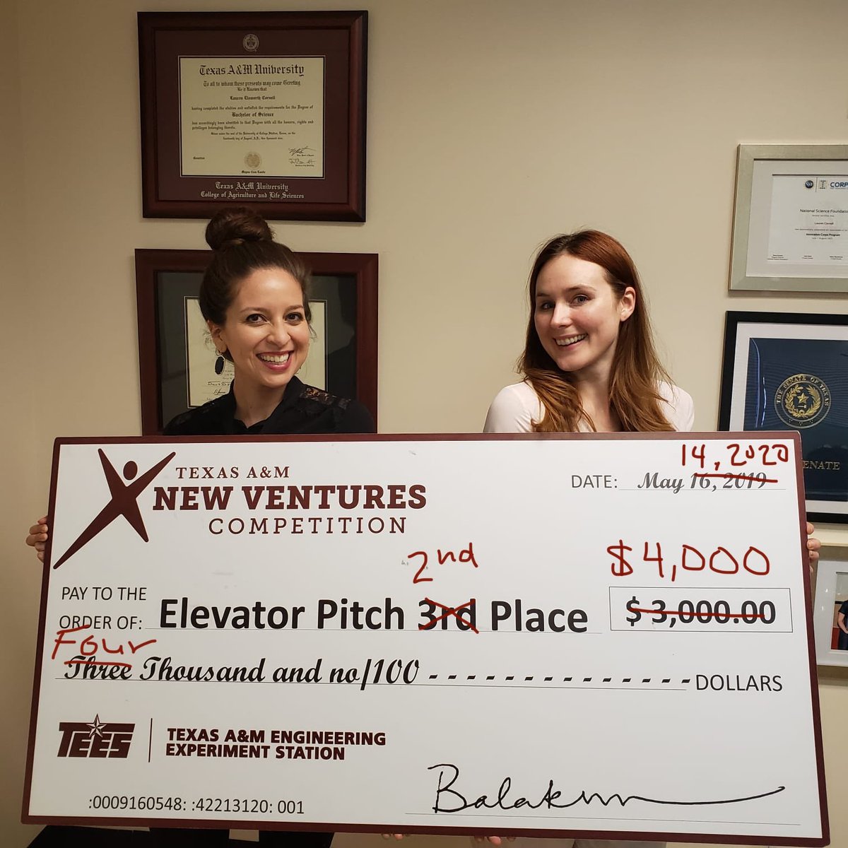 NovoThelium (@novothelium) on Twitter photo Since #TNVC2020 was virtual this year we decided to #reuse our giant check from last year with updates for 2020! #reducereuserecycle #breastcancerawareness #nipplereconstruction #giantchecks #womenintech #WomenInSTEM #womenownedbusiness <a href="/Texasnvc/">Texas A&M New Ventures Competition</a> Since #TNVC2020 was virtual this year we decided to #reuse our giant check from last year with updates for 2020! #reducereuserecycle #breastcancerawareness #nipplereconstruction #giantchecks #womenintech #WomenInSTEM #womenownedbusiness <a href="/Texasnvc/">Texas A&M New Ventures Competition</a>