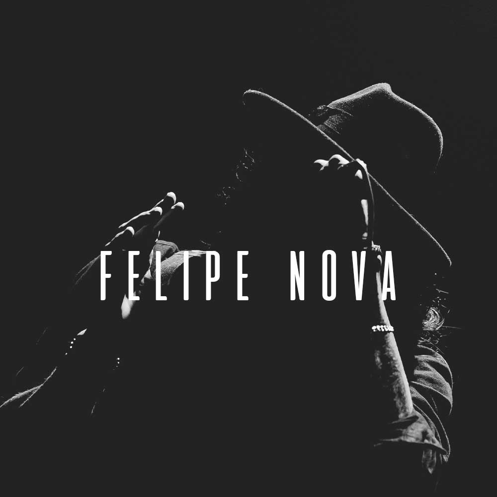 Playlist: Felipe Nova⠀⠀

Rag'n Bone, Mark Lannegan, Alice in chains..... these are some of the influences of our Vocalist, they are there on spotify and each member has his playlist! Go check it out! 👊⠀

#radiofront #rock #alternativerock  #rf  #rockalternativo #intotherain