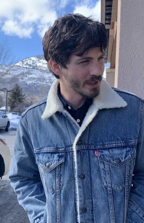 strkrhds's tweet photo. so i think. logan lerman as poseidon for the disney+ percy jackson series would be a serve. no, i don’t take any criticism. pjo stans am i right
#PercyJackson #pjo https://t.co/Hijxyg541e