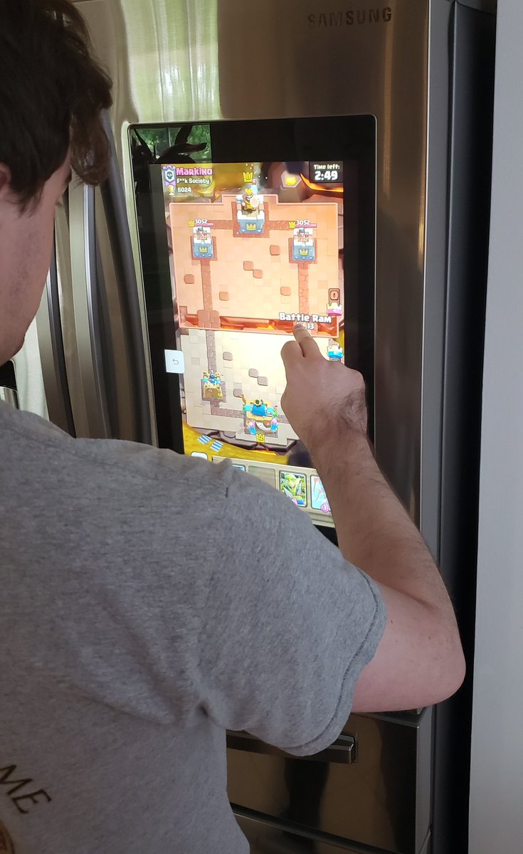 how do you play clash royale