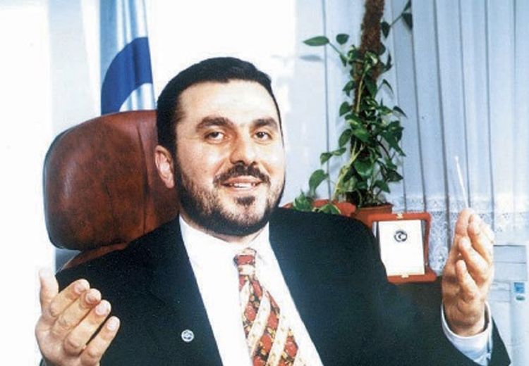 "Ne kadar başarılı olsak, başımız öne eğiliyor. Çünkü işin sahibi Allah‘tır."

#AdnanDemirtürk