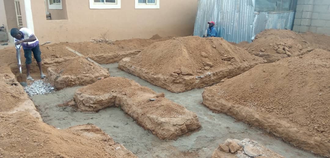 arcdatsimjj's tweet photo. @ #Archsataible
#coding
The line doesn't change, both in studio and on site.
Project: one bedroom apartment
Status: foundation level..
 We are satiable.... https://t.co/GMyU68cZVt