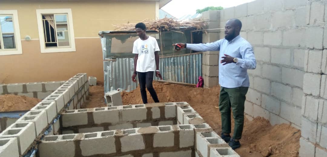 arcdatsimjj's tweet photo. @ #Archsataible
#coding
The line doesn't change, both in studio and on site.
Project: one bedroom apartment
Status: foundation level..
 We are satiable.... https://t.co/GMyU68cZVt