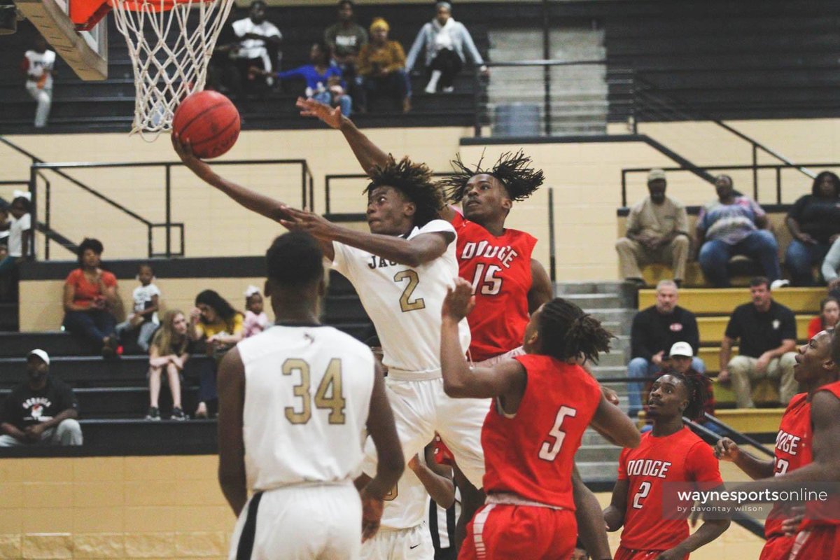 CoachTucker_'s tweet photo. Brewton Parker has offered 2020 G Jakari Slay.  🏀

Senior Highlights: https://t.co/5kNDtmM1Et

@WayneCoMBB @coachRayBB https://t.co/UsWgEkRZTn