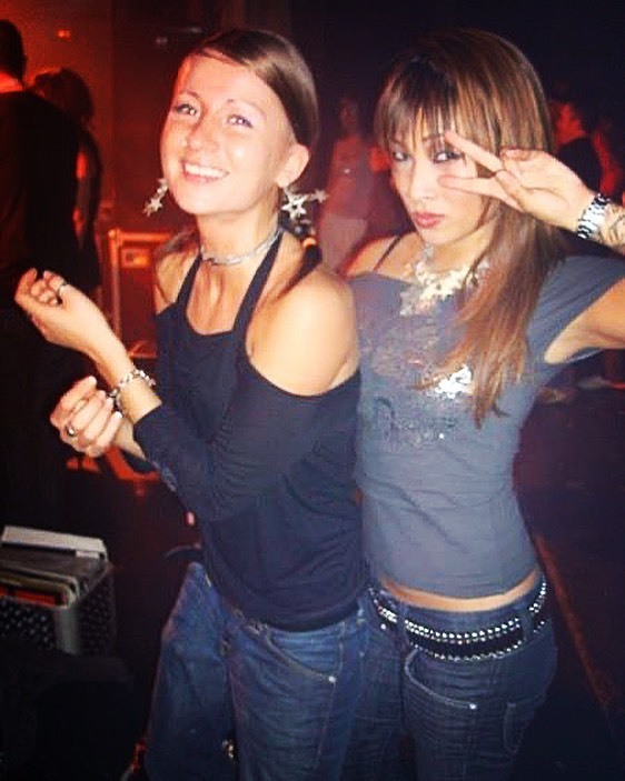 DJ1CON's tweet photo. #tbt with my girl @ladywaks in Seville, Spain in 2008. We had so much fun. Miss her! ๐๐ฏโโ๏ธ
.
Iโll be back in Spain via livestream this weekend! ๐ช๐ธ #DJs #girldjs #homegirls #femaledjs #breaksdjs #breaksparty https://t.co/AbNVMLKMVZ https://t.co/1Hxs3TFEU1