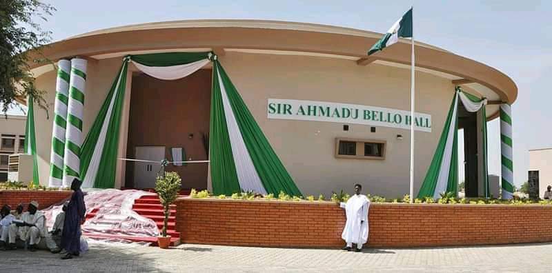 Jigawa_Connect's tweet photo. Jigawa State have the best State Secretariat in the whole of Nigeria.

Can we have 1000 Retweets for this wonderful infrastructure? https://t.co/BFkAYwyf2P