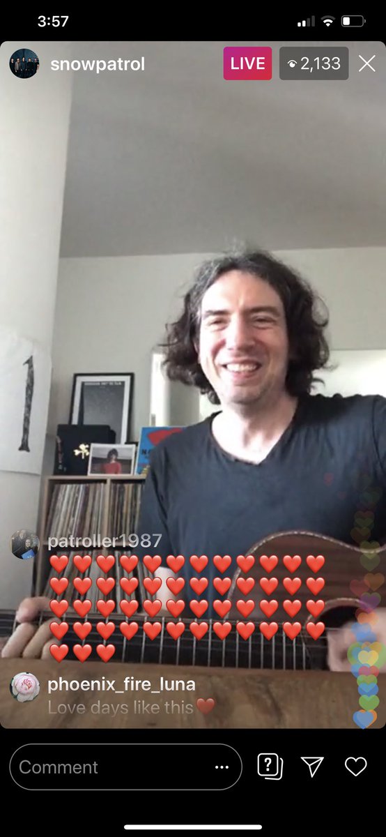 RuggieroBobbi's tweet photo. It finally happened!!! @garysnowpatrol played Engines! I can finally breathe! @snowpatrol Thank you from the bottom of my quarantined heart. 🙏🏻 https://t.co/w2lWvs2bQ3