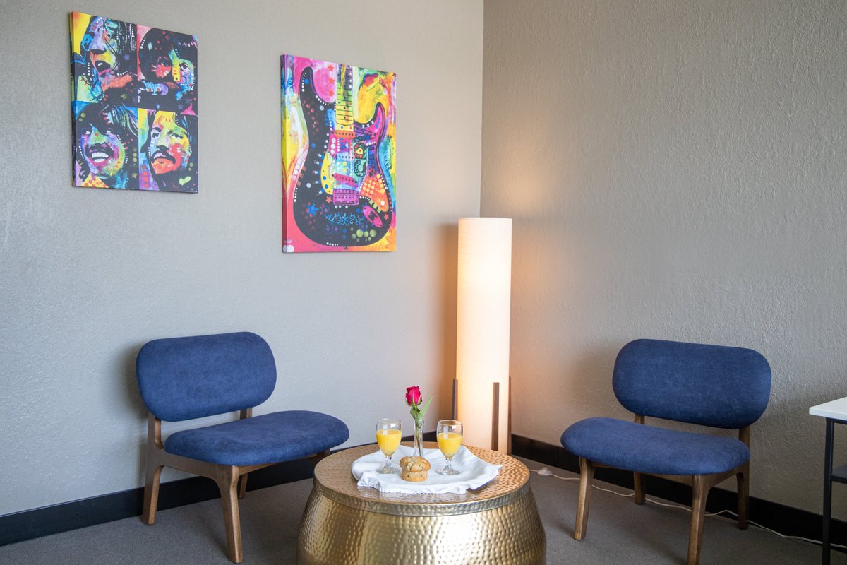 One thing we're always TRIPPIN' about is the GROOVY artwork in the guest rooms! As you can see, the Beatles are a constant favorite! 😎🎸✌️