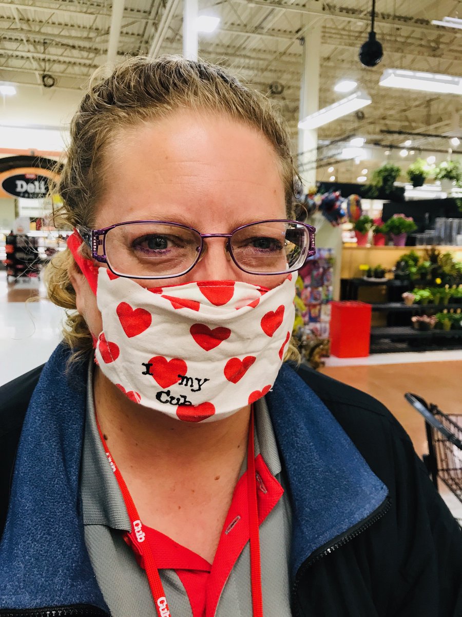 "I Love My Cub" Mask