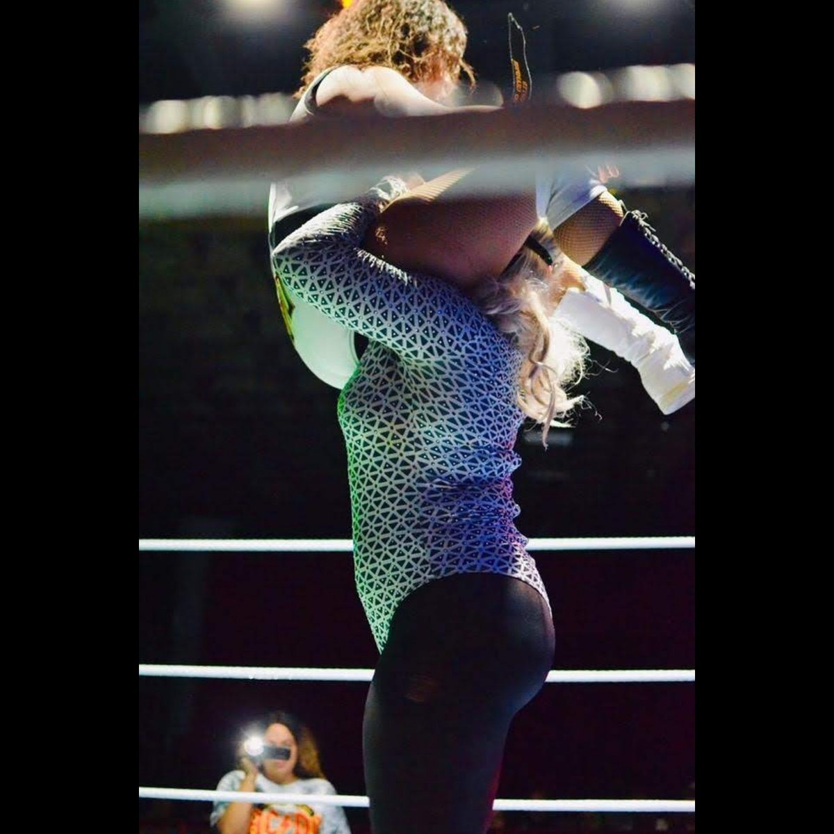 AnaMorningstarr's tweet photo. #ThrowbackThursday 😈 
📷 #johnnymphotos 
.
.
#FearTheDark #Darkness #goth #blackandwhite  #Morningstar #womenswrestling #Shimmer #WWE #Twitch #Impact #WWENXT #Wrestling #ProWrestling #supportindywrestling #strongstylebrand #LuchaLibre #ForTheCulture #wrestlingwillcomeback https://t.co/sVIp42UtQp