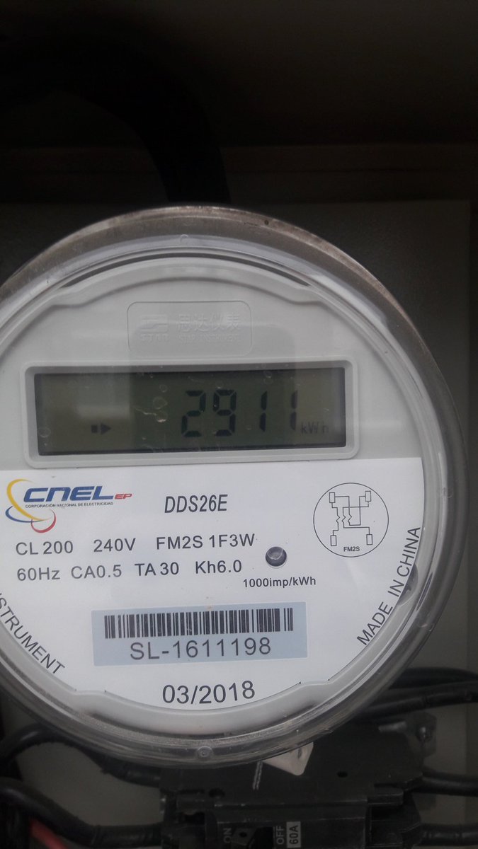 JorgeAlmendarEc's tweet photo. @servicioscnelep estimados tengo un reclamo de plantilla, recién regreso a casa despues de dos meses, el medidor marca 2911 al día de hoy de consumo, y la plantilla de abril con corte al 14 de abril del 2020 dice 2994 de consumo.?? Adjunto plantilla y foto del medidor. https://t.co/se8eEeCR69
