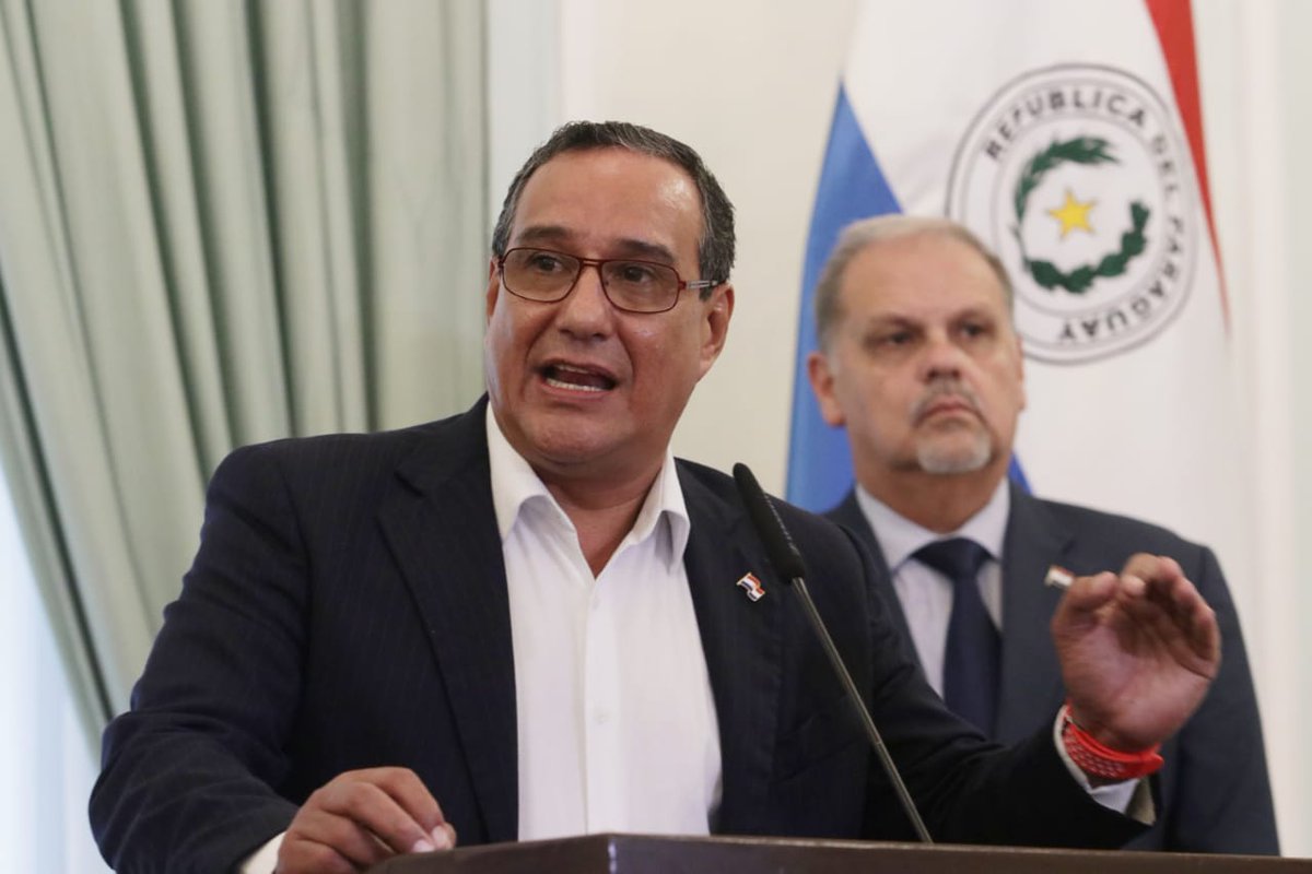 lavozdigital_py's tweet photo. Hugo Javier es imputado por farra en Gobernación, y ordenan su detención https://t.co/TlUE8NAqYK vía @lavozdigital_py #CuarentenaPy #covid19py @MinPublicoPy https://t.co/ztuo4QIqOe