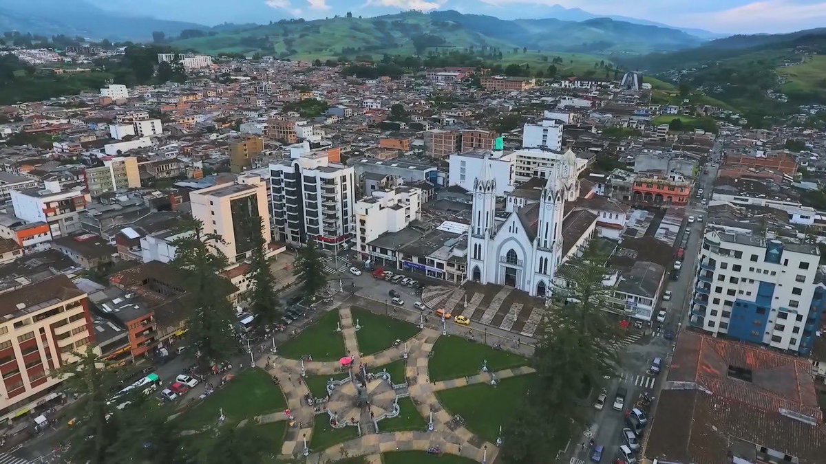 Gob_Risaralda's tweet photo. Tras recuperarse las tres personas que semanas atrás habían resultado positivas para COVID-19 de Santa Rosa de Cabal, la Gobernación de Risaralda a través de la Secretaría de Salud certificará al municipio para iniciar la gestión ante el Ministerio del Interior.
#SíalaVida https://t.co/x1T7dVktmR