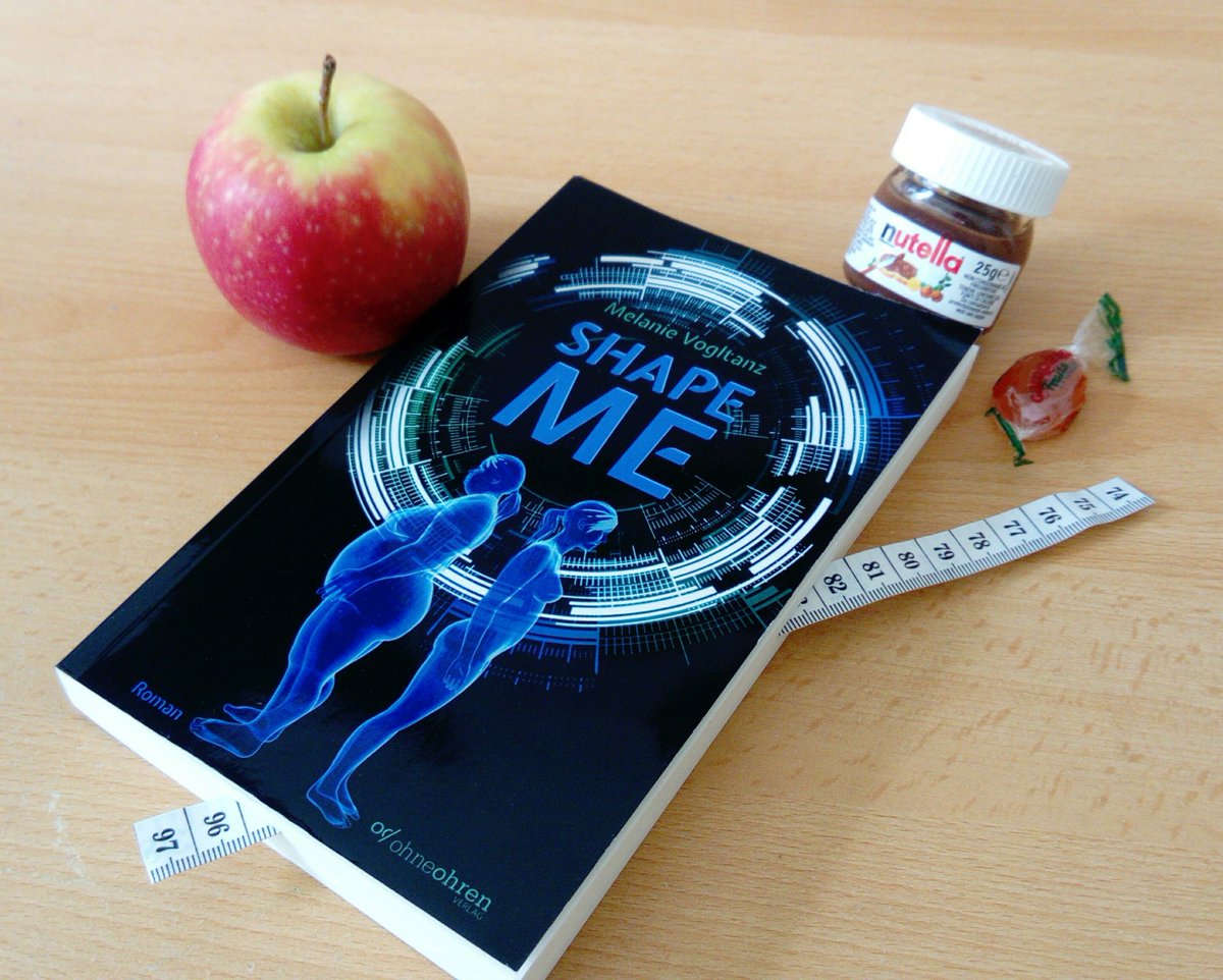TinoFalke's tweet photo. Ich habe #ShapeMe von @MelanieVogltanz beendet! Es war richtig gut, aber echt hart. 😶👍 Eine Gesellschaft, in der Kalorienzugriff staatlich geregelt wird &amp; man Körper tauschen kann, damit andere für einen abnehmen, ist schon dystopisch genug - das System dann teilweise… (1/3) https://t.co/SX12uz3YH7