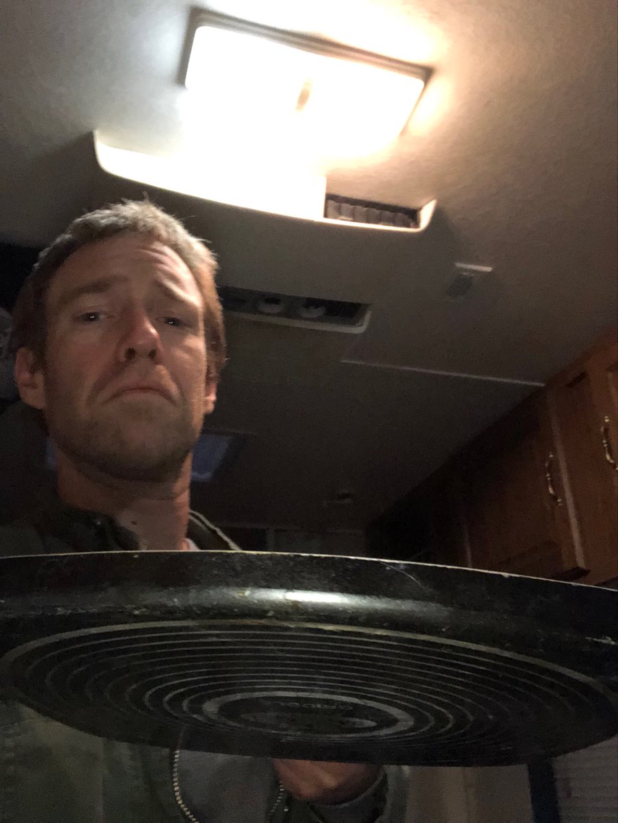 kellykomedy's tweet photo. #wrestlingtwitter #cookingdinner #WTCD https://t.co/yB5a1uLRMS