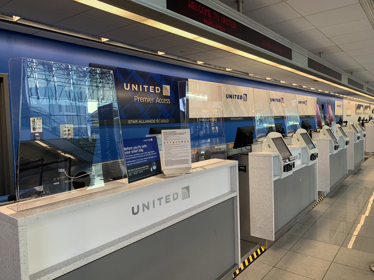 g_bock11_'s tweet photo. Making sure we’re being #Core4Safe for both our team and our customers moving forward. All points of contact now have the guards in place to help make travel even safer! Can’t wait to see more and more customers! @mechnig @weareunited @JimSchake @BwiUa @LouFarinaccio #beingunited https://t.co/t6GnVa8NWH