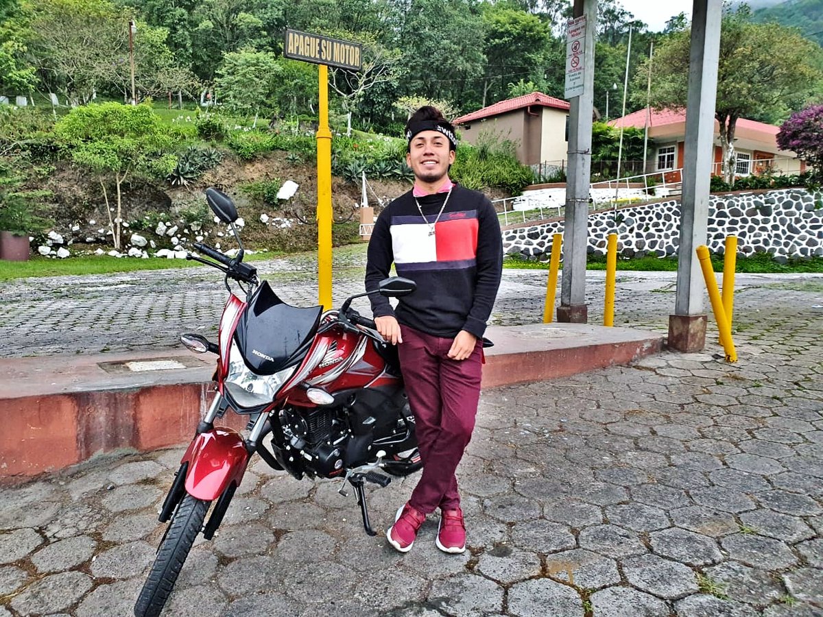 Kevin14376967's tweet photo. #moto #unrespiro #naturaleza https://t.co/8MJ0vxfAw0