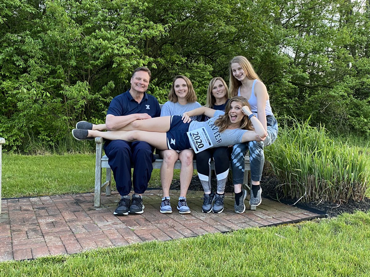 Ace98Rm's tweet photo. Celebrating this #ThankfulThursday with my family who has given me endless love and support during my time at @XavierU ⚔️💙  #allforfunrun https://t.co/r5GLxYCAny