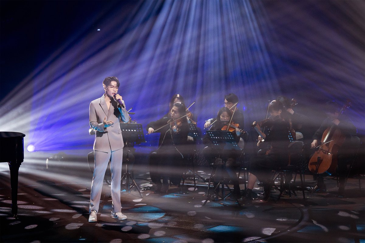 lay_studio's tweet photo. Catch @layzhang dazzle us on the piano on #CZR2 this week! His song “Stay With Me” will melt your hearts. Check it out at 8:00PM (GMT+8) on 5/15! 

LINK TO WATCH: https://t.co/eQgXo2Yckg https://t.co/ca7zJxsTaN