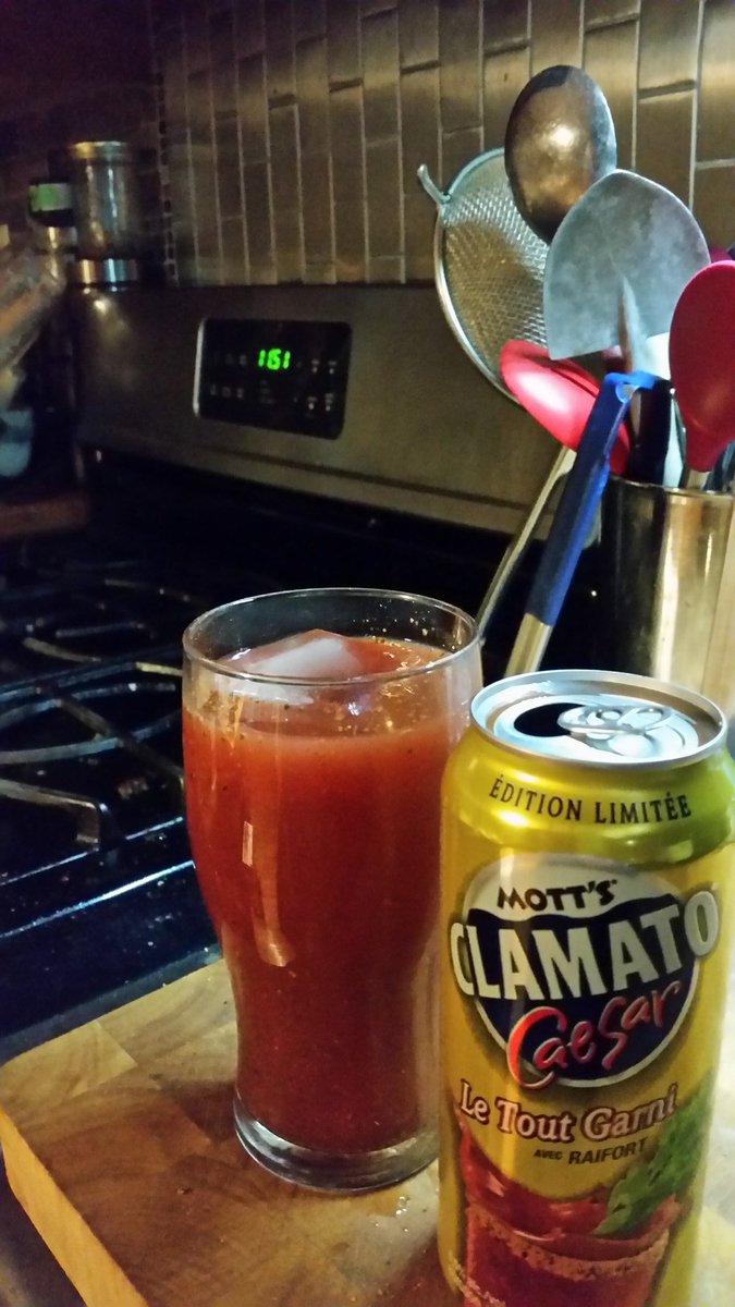 NDtotheP's tweet photo. Phew! Just in time! @MottsClamato #NationalCaesarDay #culinaryronin #boh #chefdayoff Delicious. https://t.co/bTrw5PWusT