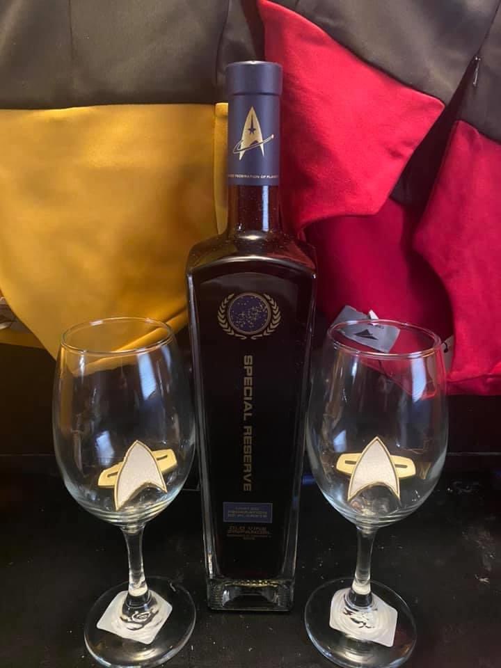 InnovatorsX's tweet photo. Iโm down to the last of my Romulan ale. @WilliamShatner Apologies for not sharing. #needsoftheone https://t.co/c4OwGxgtWJ
