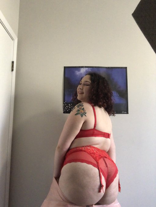 Watch Blair King 🥰 kinda back?'s leaked NSFW photo on TwXstars