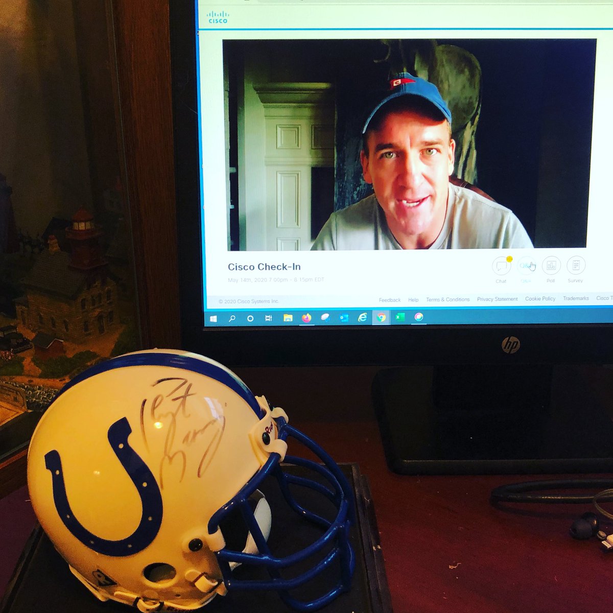 wolf91devil's tweet image. Wow Peyton Manning on our Cisco Weekly Check In #Cisco #CiscoWebex #LoveWhereYouWork