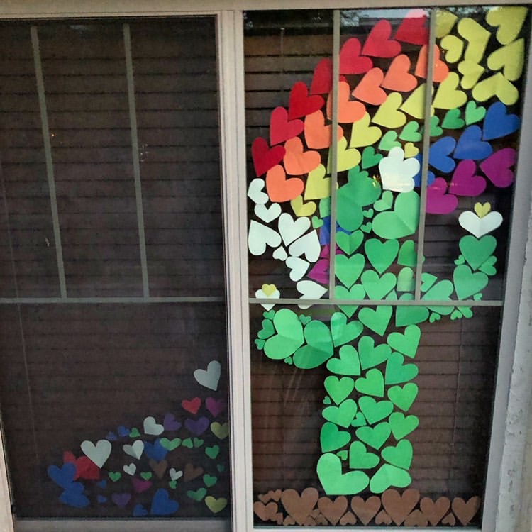 TownofQC's tweet photo. We love what the neighbors in Remington Heights put up in their window to spread some cheer! 💚

#QCNeighborly #LoveTheQC https://t.co/k6wPjV1DZi
