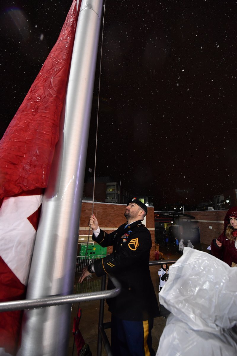 pat_chun's tweet photo. #WSU lost an extraordinary alum today. We send our deepest condolences to the family of Special Agent Ronald Shurer. Sgt. Shurer was a Medal of Honor recipient and was a shining example of an American Hero. His legacy will live on forever. #GoCougs https://t.co/5BXPVn0p15