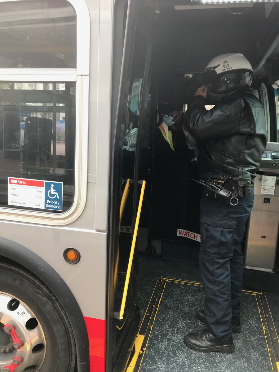 Checking in on our valued MUNI drivers while on patrol at Market and 7th. <a href="/VisionZeroSF/">Vision Zero SF</a> @sfmta_muni <a href="/SFPDPerea/">Deputy Chief Daniel Perea</a> <a href="/SFPDTenderloin/">SFPD Tenderloin</a>
