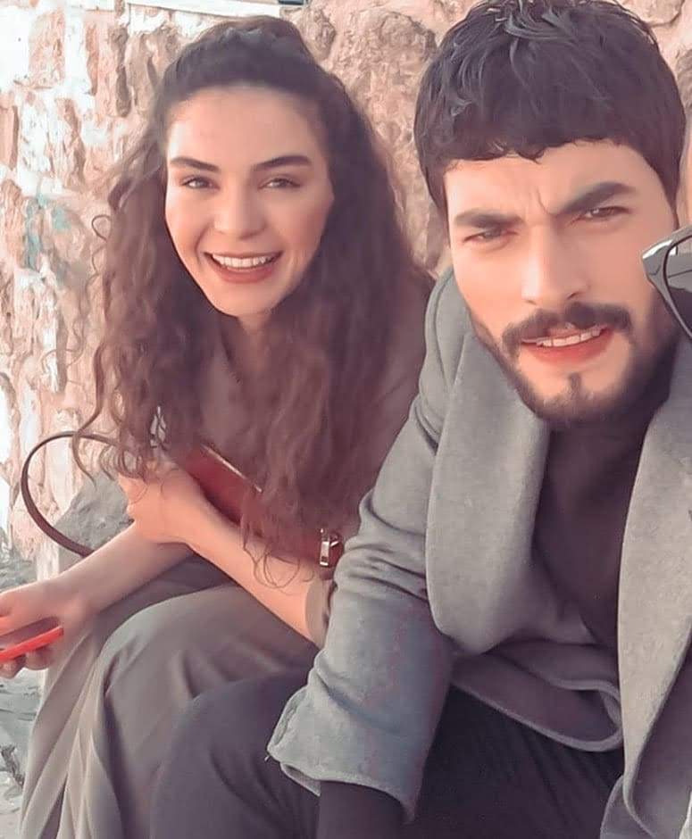 Эбру шахин и акын акынозю. Эбру шахин и акин. Эбру шахин и акын акынозю. Эбру шахин и акын акынозю. Эбру шахин и акын акынозю.