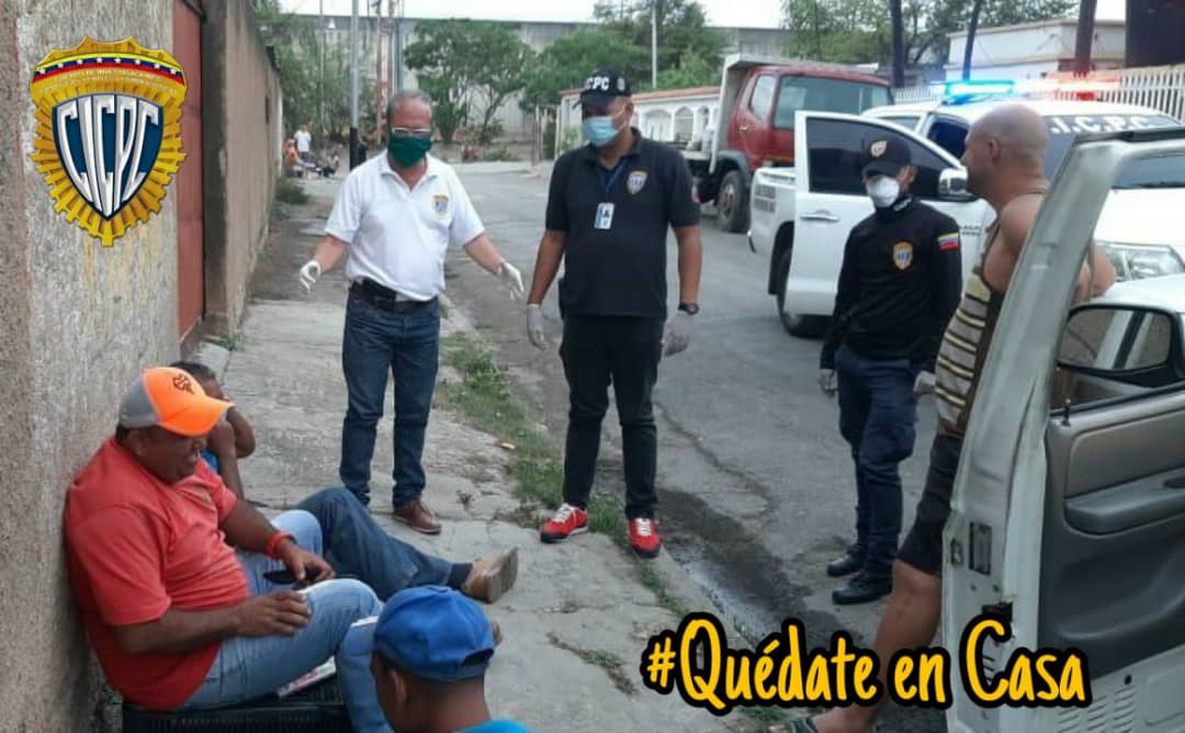 BloqueAragua1's tweet photo. #Quédateencasa #CICPC operativo conjunto con funcionarios de la División Central de Reseña Municipal Aragua a fin de concientizar a la comunidad a cumplir con las normas establecidas para el COVID-19 https://t.co/Qg9Qajk4TM