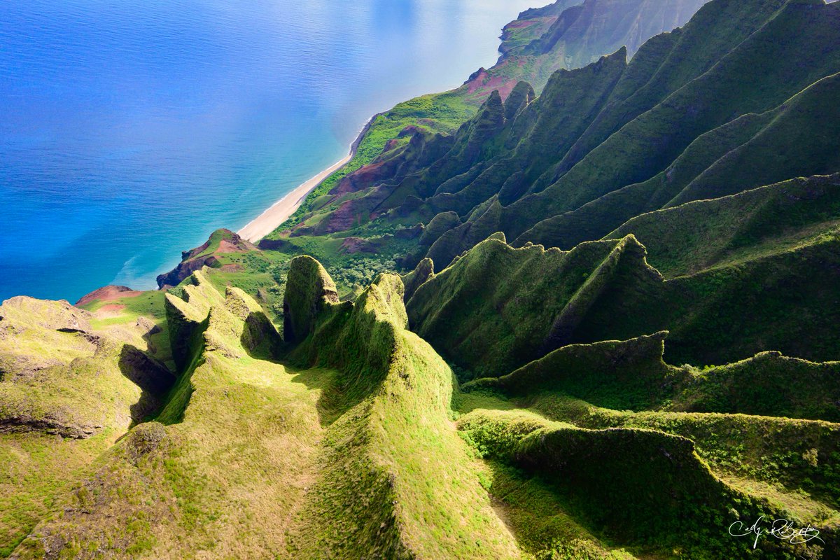 Who wants to be right here .. right now ? I know we do! #iwilltravelagain