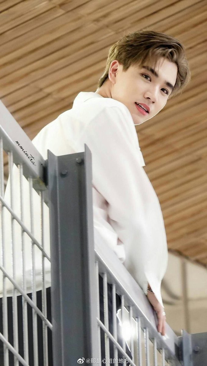 PerthSaint_zui's tweet photo. I love you not because of who you are, but because of who I am when I am with you. 
cr：logo-PerthChinese
#PERTHsSound https://t.co/lMRnBfaWTW