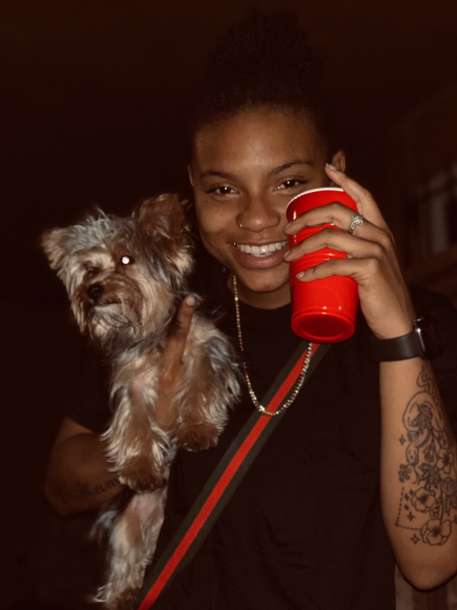 lajayeperkis's tweet photo. Whats Poppin Twitter #lgbtq #smile #oouu #missingoutside https://t.co/i8iyWXuCnj