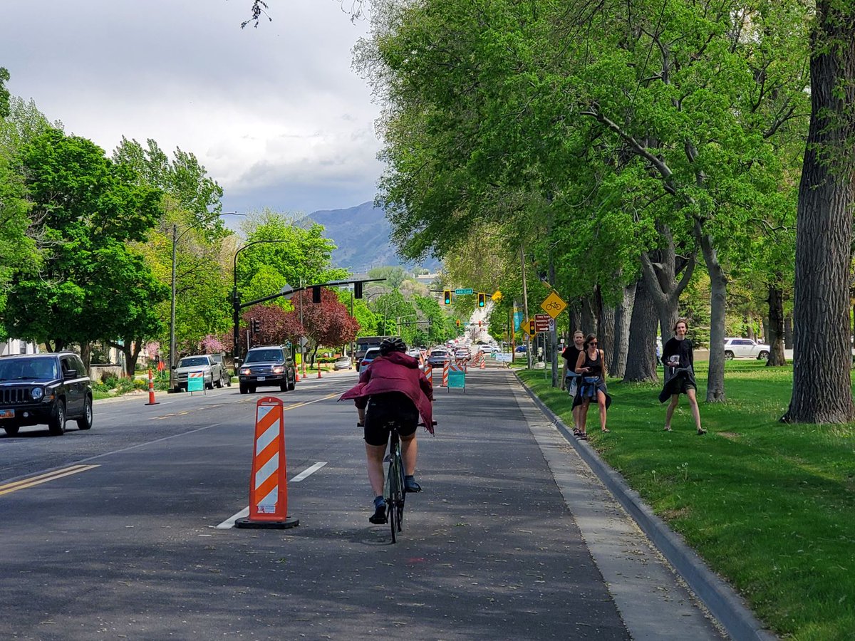 Parametrix_Inc's tweet photo. Cities across the U.S. are closing roadways to expand bike lanes and walkways, giving people under stay-at-home orders more space to walk and bike safely. Read how Parametrix worked with @UtahDOT and @SLCgov to make this a reality in our community: https://t.co/TD4VObGWgR https://t.co/ckQL7bbmzw