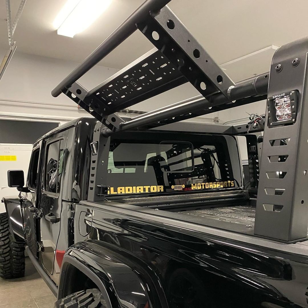 ZROADZOfficial's tweet image. @gladiatormotorsports installed the new ZROADZ Overland Access Rack with lifting side gates and called it the "Dopest overland rack in the game" 🔥 

Gladiator Overland Acces Rack part# Z834101
⁠
⁠#trexgrilles #zroadz #jeep #jeepgladiator