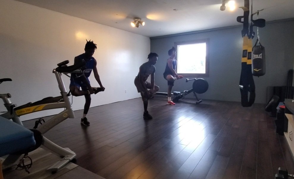 BtB_Training's tweet photo. Stretching keeps the muscles flexible, strong, and healthy, and we need that flexibility to maintain a range of motion in the joints. Without it, the muscles shorten and become tight. Then, when you call on the muscles for activity, they are weak and unable to extend all the way. https://t.co/JFuPVz2xjR