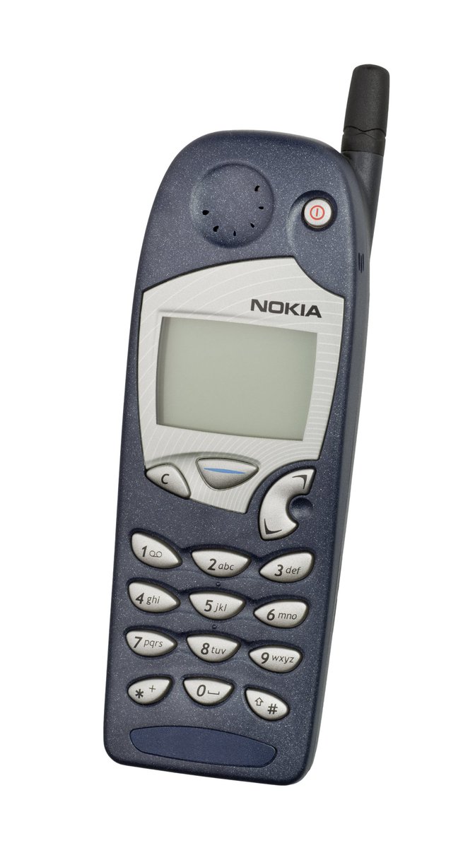 RocKatRollIt's tweet photo. Confirma si entraste en el mundo de la telefonía celular con esta joya. https://t.co/eY2BEa4R4p