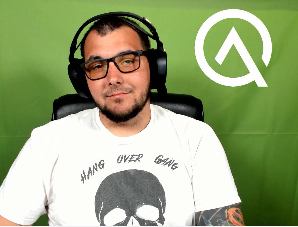 DDevoursLive's tweet photo. Proud to announce my sponsorship with 
@GamerAdvantage!!! Guys you want an amazing product to block blue light, get better rest and don't want the ugly yellow tinted lens? These are the glasses! Been using them for about 2 weeks now.. Absolutely  AMAZING!!! https://t.co/ElCMla6KL2