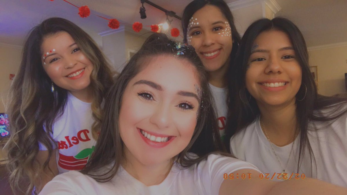 Karinareyes99's tweet photo. happy 60th charter day to my very own kappa delta! thank you for giving my best friend, a home away from home, and all the great memories. 💚 https://t.co/QVSMDuTzDk