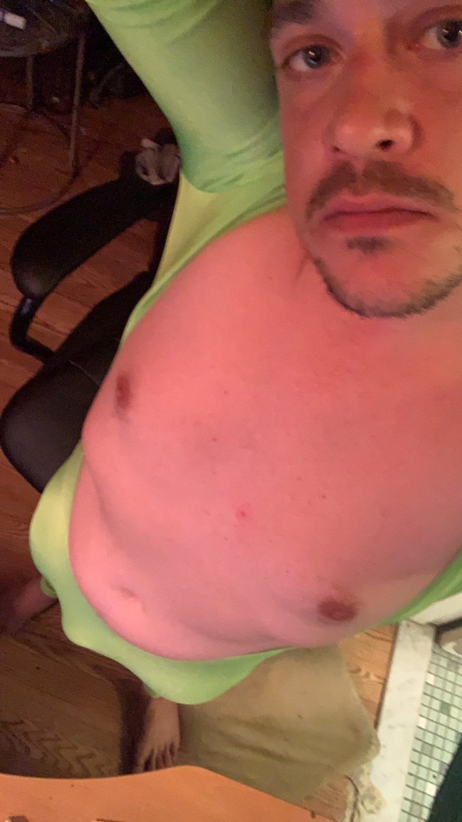 gratefulcock's tweet photo. Sooo maybe Iβm stir crazy but itβs still ridiculous outfit evening, here! Live Now!https://t.co/0vMGp4JB63 #guycam #ridiculous #drRockso https://t.co/4Mbo8wfUU6